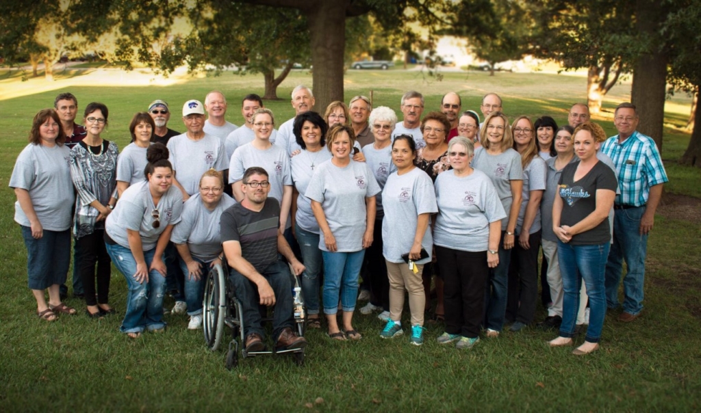 Photo of the large staff of Pleasant View Home